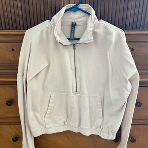 Vuori half-zip pullover